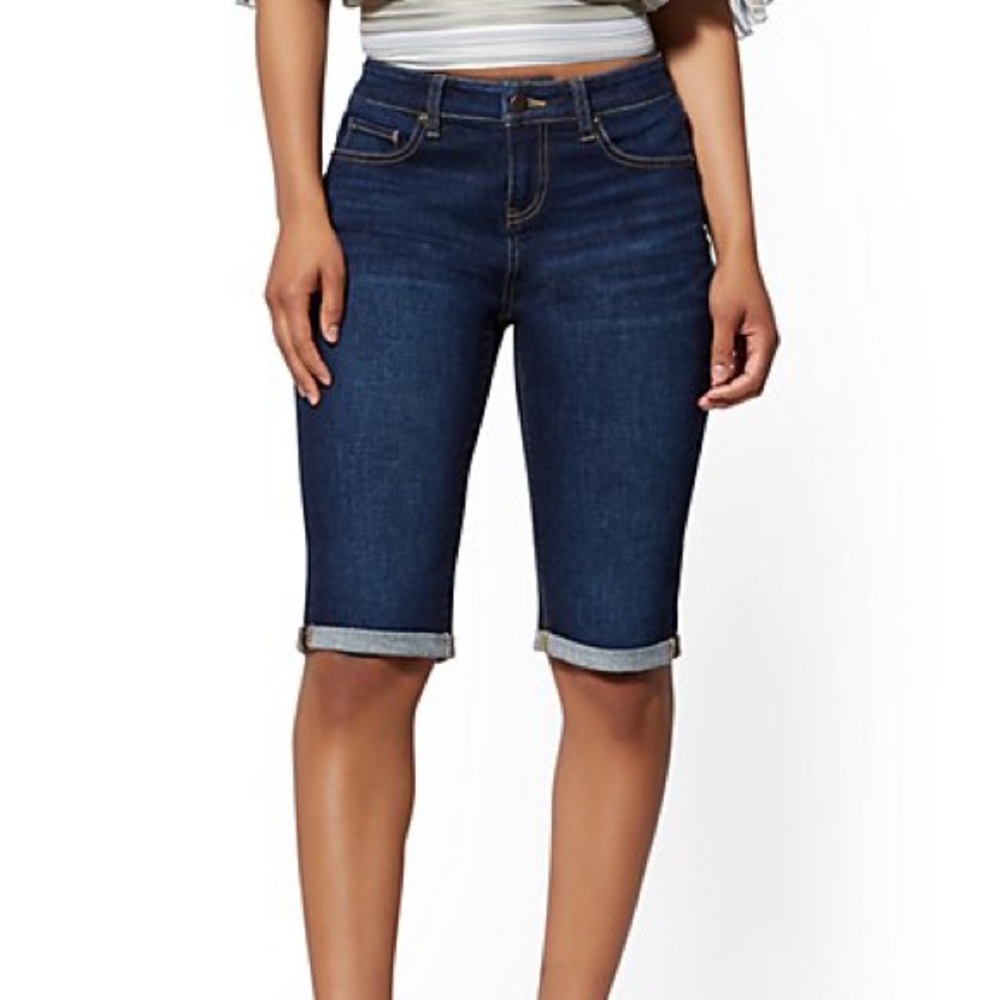 13 INCH CURVY BERMUDA SHORT